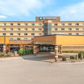 Wyndham Minneapolis South Burnsville，位于伯恩斯维尔的酒店