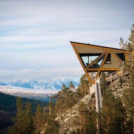 Eagle Nest Eco Lodge，位于Sel的酒店