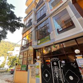 Himalayan Wellness Retreat，位于瑞诗凯诗的酒店
