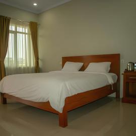 Hotel Inayah Syariah，位于Kumprung的酒店