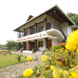 Mango Village Resort，位于Kollengode的酒店