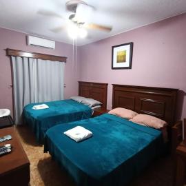 Garcia's Suites y Hotel Villegas，位于Linares的酒店