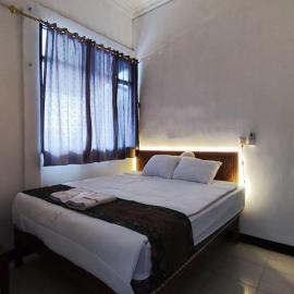 OYO 95106 A Homestay Syariah,位于梭罗的酒店
