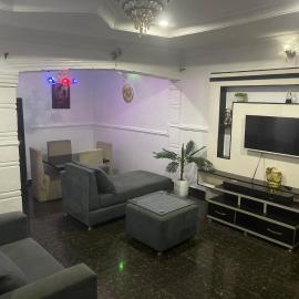 Elite Retreat Apartment, Sagamu，位于Sagamu的酒店