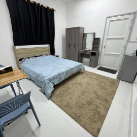 Rooms Near Airport，位于Mawāliḩ的酒店