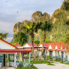 Ruby Mountain View Resort Vang-vieng,位于万荣的酒店
