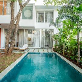 La Agueda 05 by The Blue Kite- 2BHK Villa with Private Pool & Garden Located in Nerul，位于尼禄的酒店