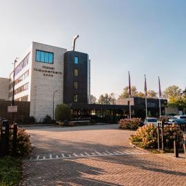 Van Der Valk Hotel Rotterdam Nieuwerkerk，位于艾瑟尔河畔尼沃凯尔克的酒店