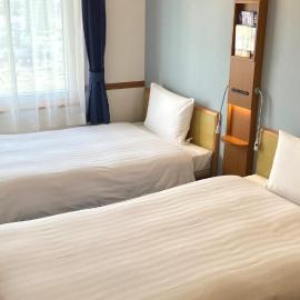 Toyoko Inn Shin-yamaguchi-eki Shinkansen-guchi，位于山口的酒店