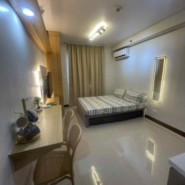 Affordable Condo Unit in Saekyung Phase 3，位于Suba的酒店