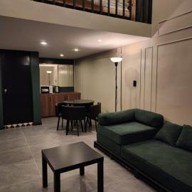 The Regal Loft - Art Deco Stay Near Picnic Grove Tagaytay