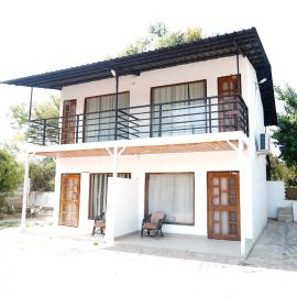 Badrika Farm's，位于Rewa的酒店