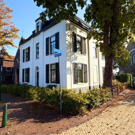 De Oude Pastorie，位于宾斯霍滕的酒店