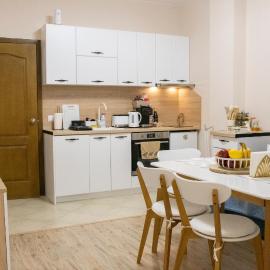 "Bee Happy" Spa Apartment - Mineral Water,Jacuzzi bath,Pet-friendly，位于Pchelin的酒店