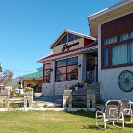 Sky view Resort Shogran，位于Shogran的酒店