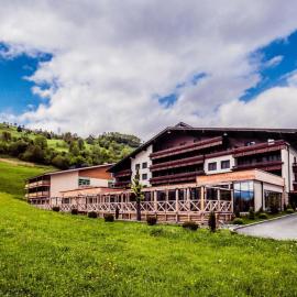 Hotel Victoriya，位于卡普伦的酒店