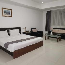 Townhouse Oak Vera Hotel Near Clark International Airport
