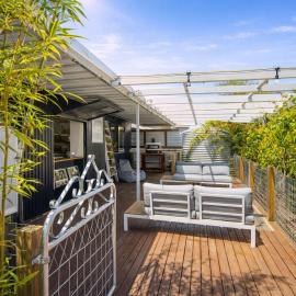Modern Cottage with Short Walk to the River，位于曼纳姆的酒店