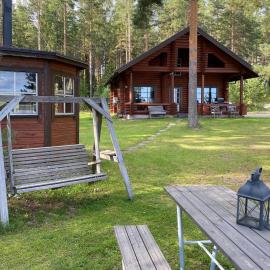 Holiday Home Raatiannokka by Interhome，位于伊卡利宁的酒店