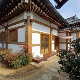 Adam Guesthouse，位于庆州的酒店