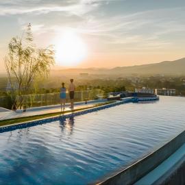 Astra Sky River Chang Khlan Chiang Mai，位于清迈的酒店