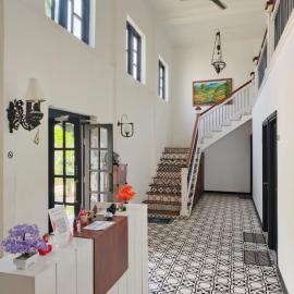 Homestay Harmonie Cepu，位于Padangan的酒店