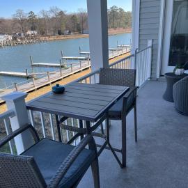 Love Creek Retreat，位于刘易斯的酒店