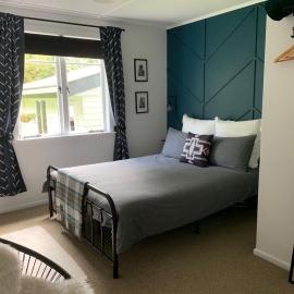 Koowai - The song of nature - double ensuite room set within extensive gardens，位于Owhango的酒店