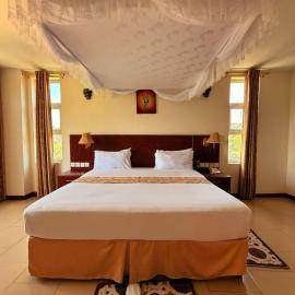 Isamilo Grand Hotel,位于姆万扎的酒店
