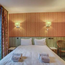 Brit Hotel Florimont，位于圣费雷奥勒的酒店