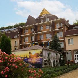 VitaPark Sonyachnyy Provans，位于萨塔尼夫的酒店