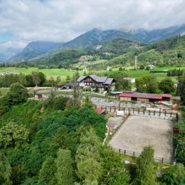 Alba di Montanaria camere e appartamento a Brosso，位于Brosso的酒店