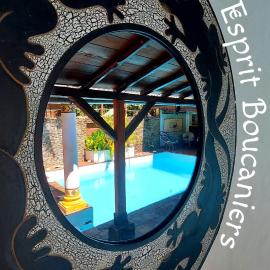 Hotel Les Boucaniers，位于阿姆巴托洛阿卡的酒店