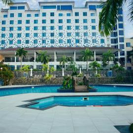 Western Serene Atlantic Hotel，位于Trofwi的酒店