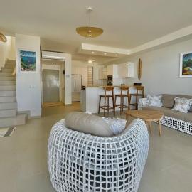 White Sand Villa - infinity pool，位于Paea的酒店