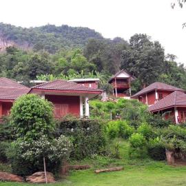 Saen Kam Resort，位于Ban Tham的酒店