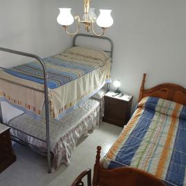 Habitacion Privada Triple Individual Toledo