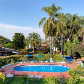 Posada Los Alcatraces，位于阿特利斯科的酒店