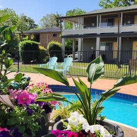 Bucketts Way Motel Gloucester，位于格洛斯特的酒店