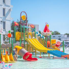 Mera Holiday Resort,位于维纳斯的酒店