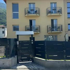 House Adriano，位于科利科的酒店