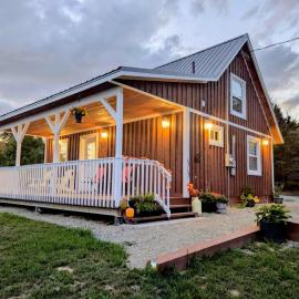 Wild Blueberry Hill Farm Stay，位于迪格比的酒店