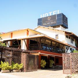 Hotel das Palmeiras,位于帕拉卡图的酒店