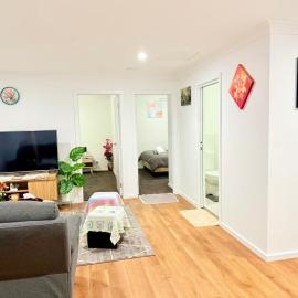 Brand New Two Bedroom Modern Retreat in Singleton，位于辛格尔顿的酒店