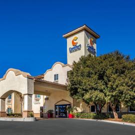 Comfort Inn & Suites Murrieta Temecula Wine Country,位于穆列塔的酒店