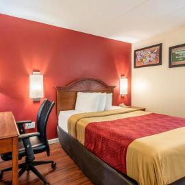 Econo Lodge Franklin - Springboro，位于Franklin的酒店