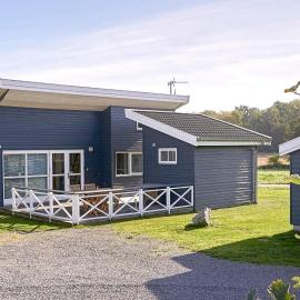 6 person holiday park home in Gudhjem，位于古兹耶姆的酒店