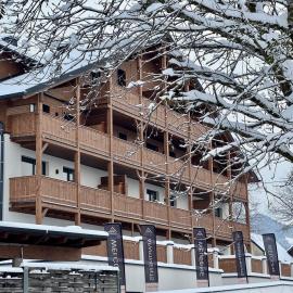 Alpen Experience Apart Hotel，位于格洛博明的酒店