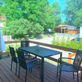 Ferienwohnung Perle im Grünen - Urlaub an der Müritz，位于Federow的酒店