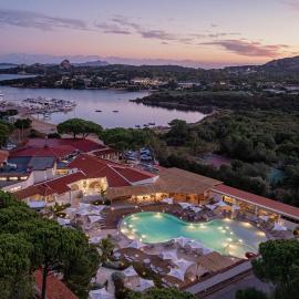 Club Esse Cala Bitta，位于巴哈撒丁岛的酒店